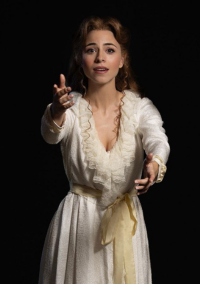 Talía del Val por El fantasma de la ópera